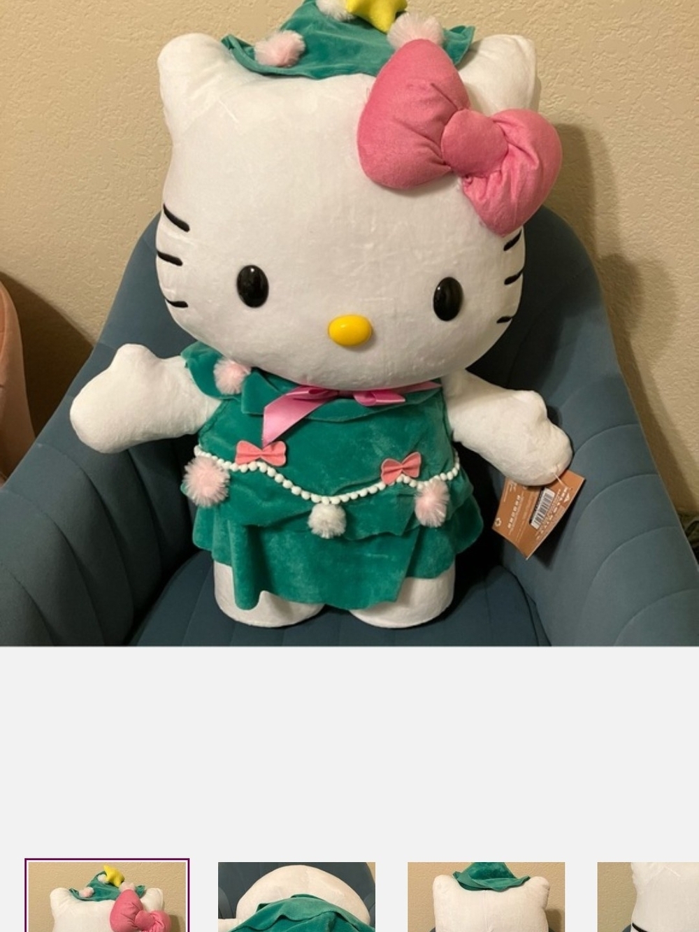✨️🎄❤️💚NWT HELLO KITTY CHRISTMAS GREETER 💚❤️